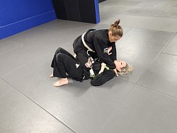 Knee on belly to a submission